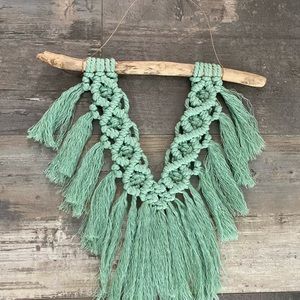 Meet your Posher, Veronica